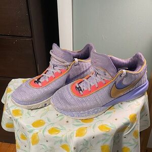 Nike Lavender and Gold Athletic Shoes